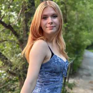 Scarlette Robertson