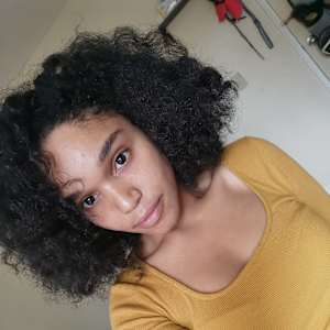 Nia