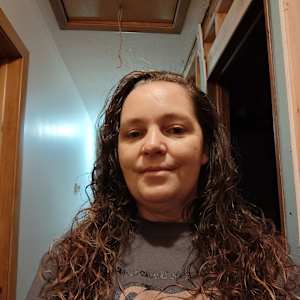 Nicole R Miller