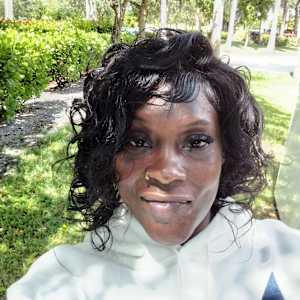 Serena L Arrington