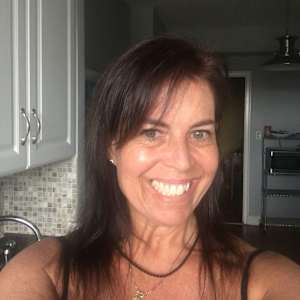 Lisa Bazos