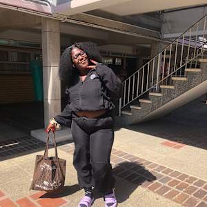 Aphelele