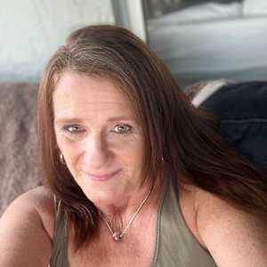 Karen Gallo