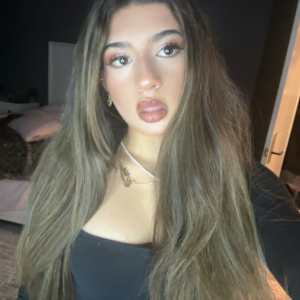 nika momtaz