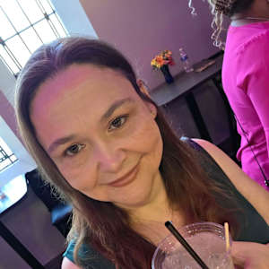Christina C Hendon