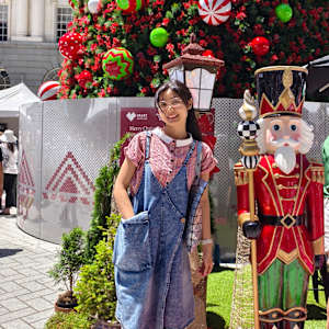 Elena Yang