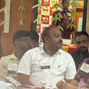 Senthil Kumar s