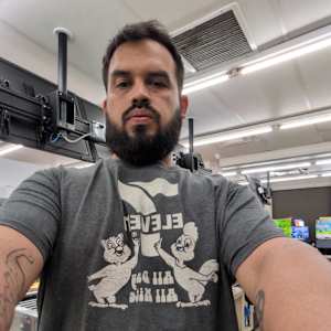 Aaron Corralz