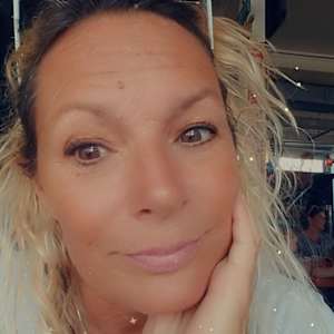 Traci Hedrick