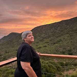 Betsy Saayman