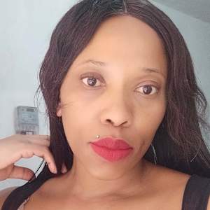 MISS EZELDA L RAKGOALE
