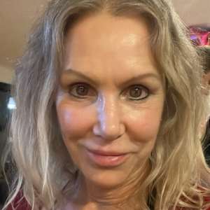 Shannon S Scott