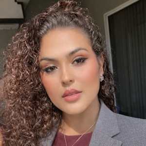 Julia Beatriz Fonseca
