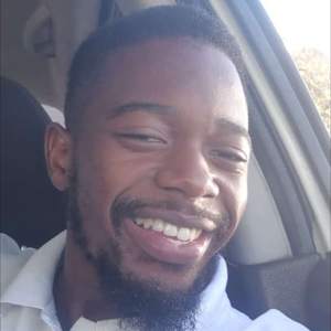 Simbarashe Nyakarombo