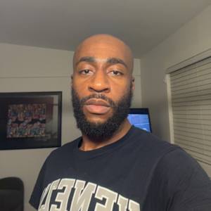 Mo