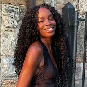 Omolola