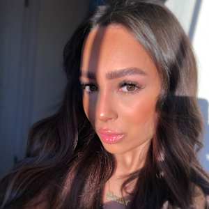 Mia