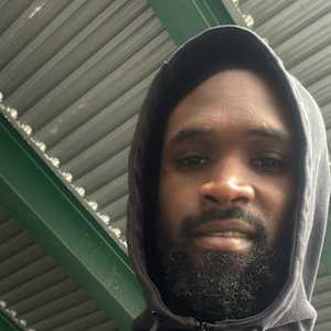 Dolshawn gardener