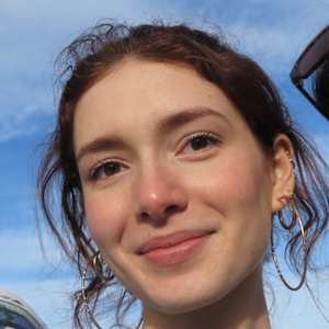 Emma Abray