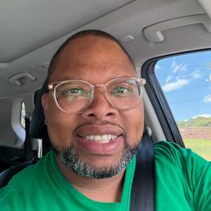 Anwar Stokes