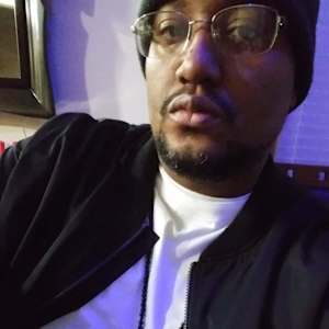 Bobby L Sneed Jr