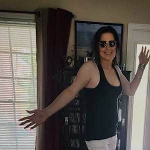 Tara Hobbs