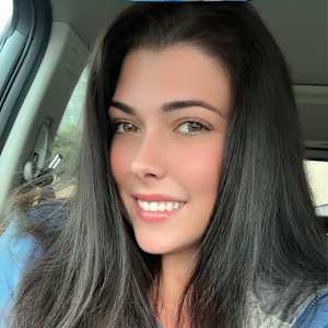 Elizabeth  Moore