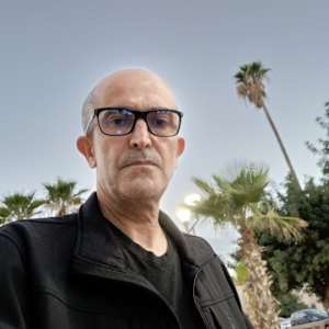 Taoufik j