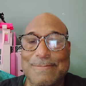 Gary L Sweatt