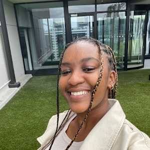 Thembekile Mngomezulu