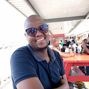 Velenkosini Majozi