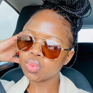 Zamaswazi  Dlamini