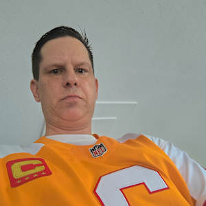 Justin Dochniak