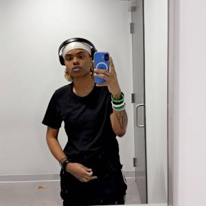 DJ