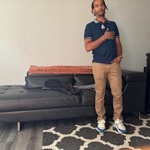 DJ