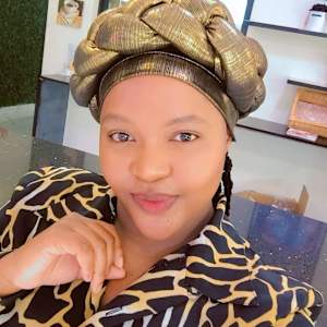 Aphelele Skomolo
