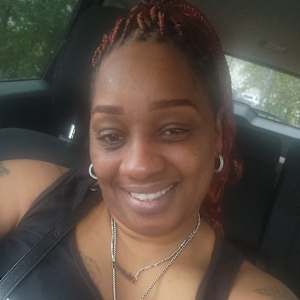 Elicia Hoskins