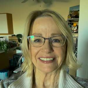 Debbie K Reeves