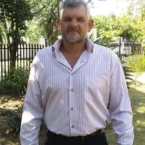 Riaan v d Merwe