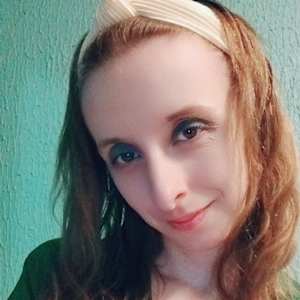 Nikayela R Phillips