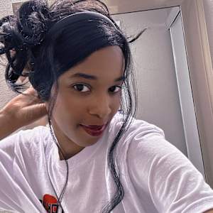 Lauretha Davis