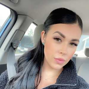 angela