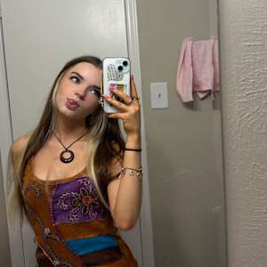 Ava