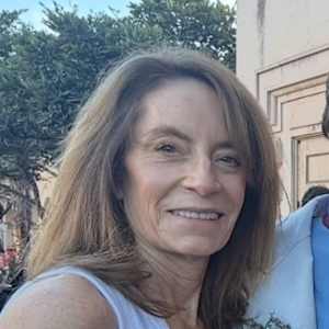 JENNIFER WARREN