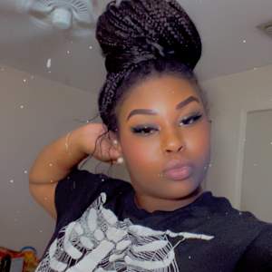 Alayasia Dove
