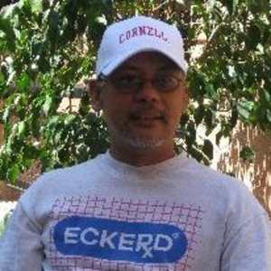 J Bernard Reyes