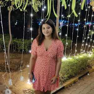 KAMAKSHI MAINI