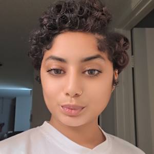 Mae English