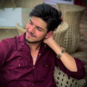 Aayu saini