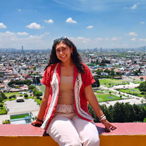 Bella Aparicio
